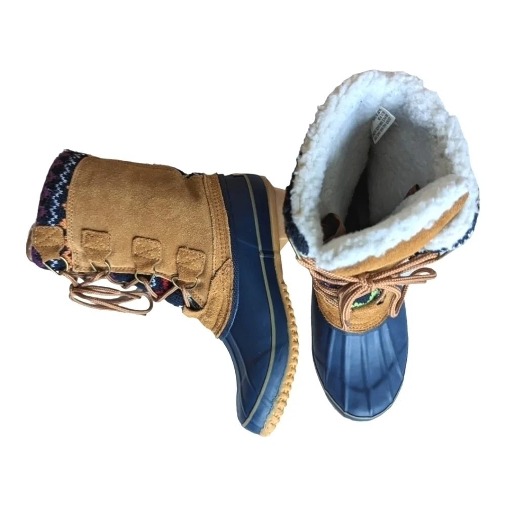 Khombu Vail Women's Blue Rubber Tan Suede Snow Duck Boots Colorful Knit Accent 6